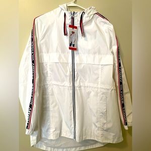 White TOMMIE HILFIGER jacket/ raincoat.